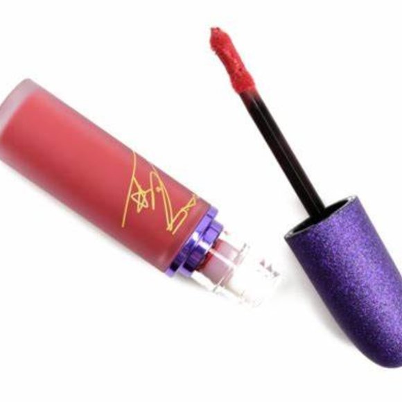 MAC Cosmetics | Powder Kiss Liquid Lipcolour - Picture 1 of 2